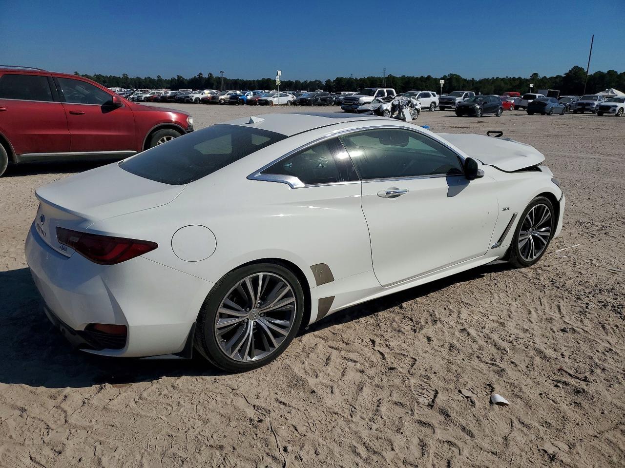 2017 Infiniti Q60 3.0T Premium - zdjęcie 3