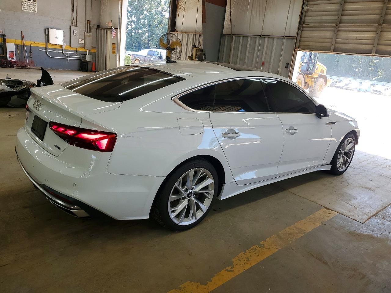 2021 Audi A5 Premium Plus 40 - zdjęcie 3