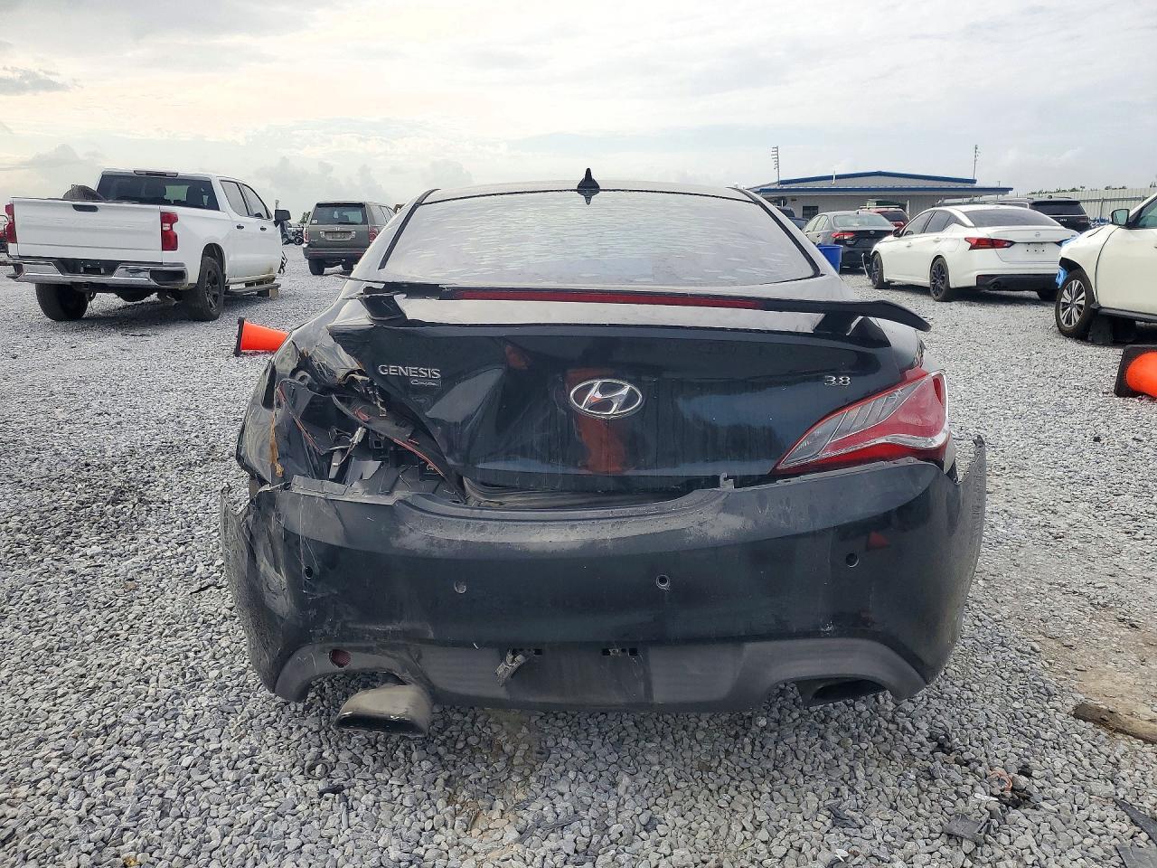 2015 Hyundai Genesis Coupe 3.8 Ultimate - zdjęcie 6
