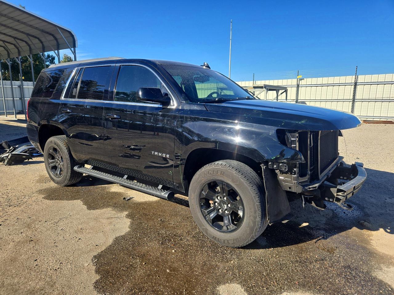 2020 Chevrolet Tahoe C1500 Ls - zdjęcie 4