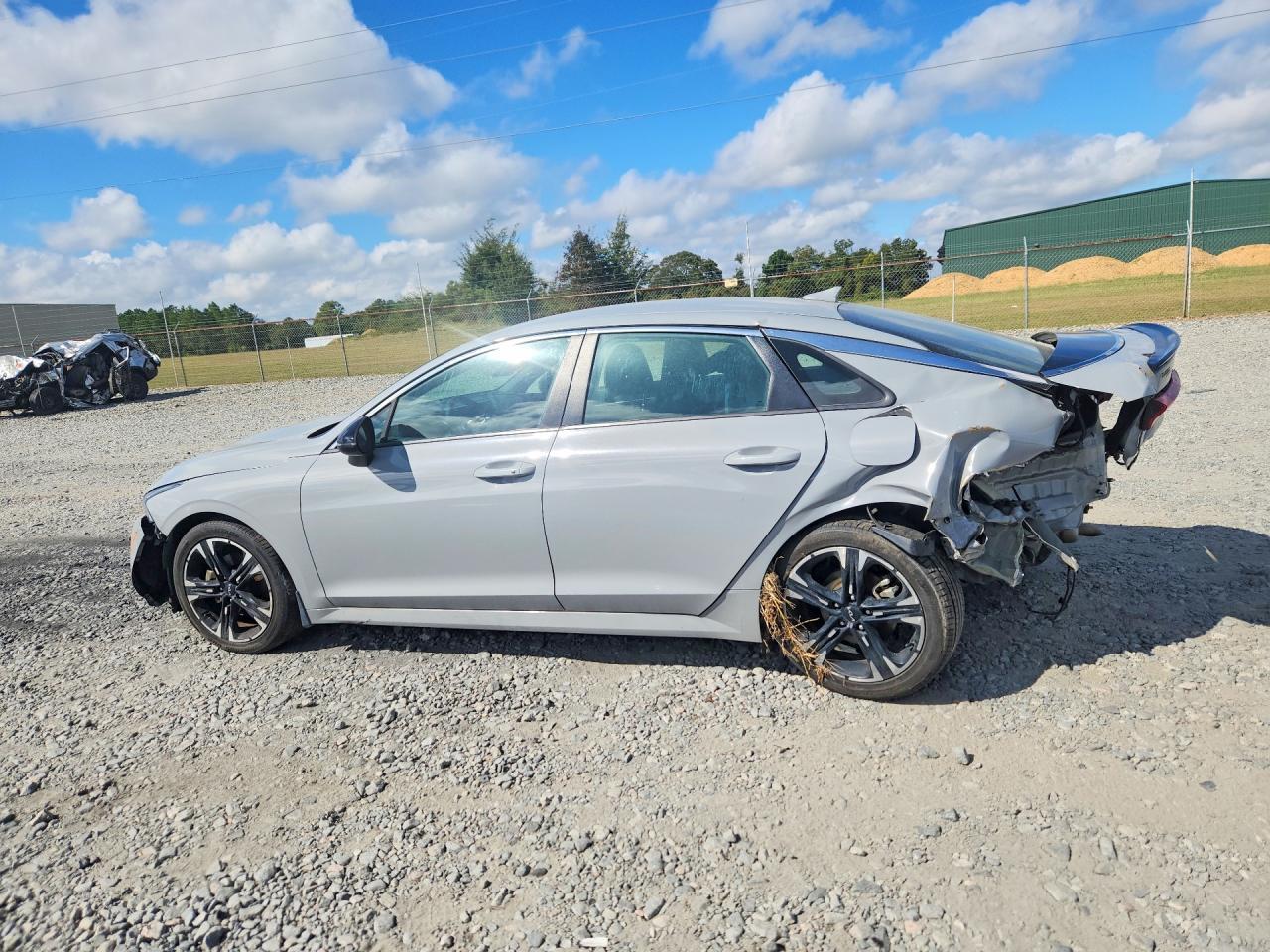 2023 Kia K5 Gt Line - zdjęcie 2