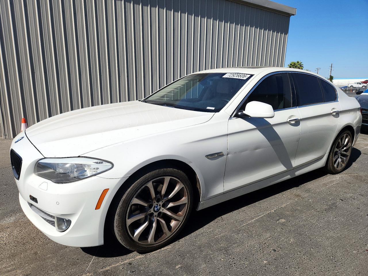 2013 BMW 528 I - zdjęcie główne