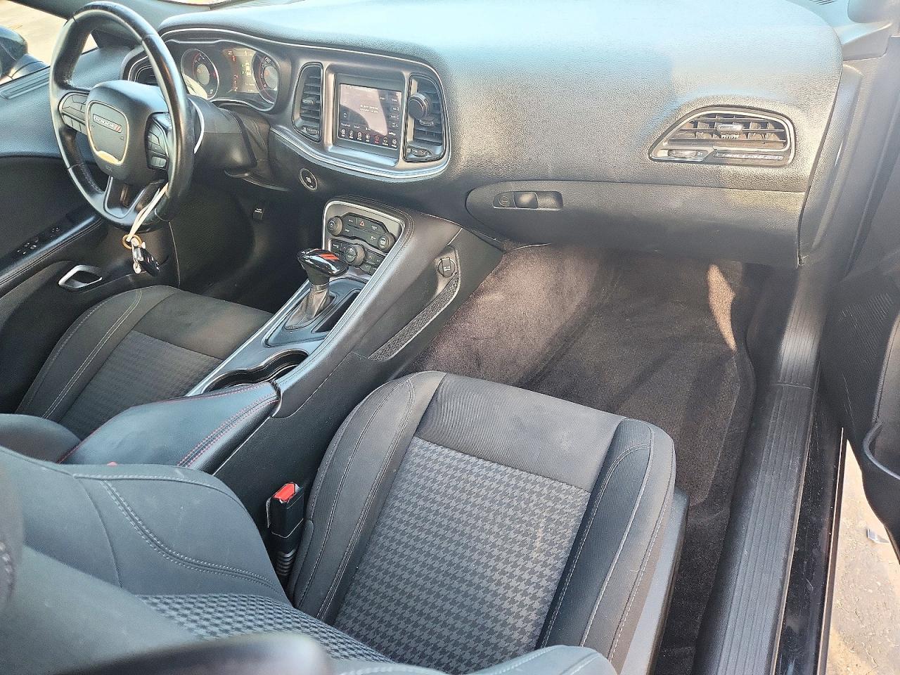 2018 Dodge Challenger Sxt - zdjęcie 8