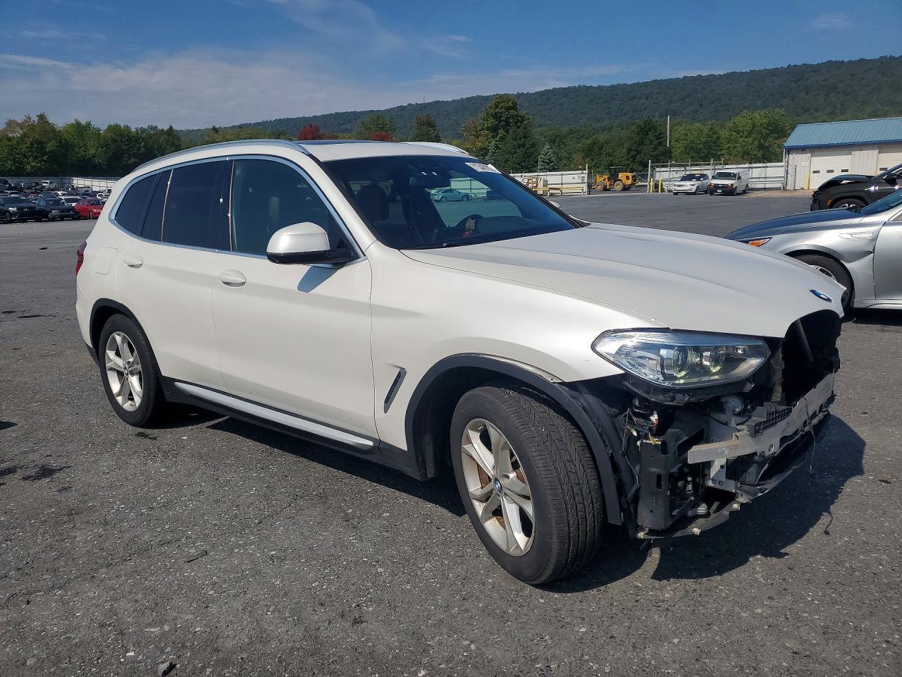 2020 BMW X3 xDrive30I - zdjęcie 4