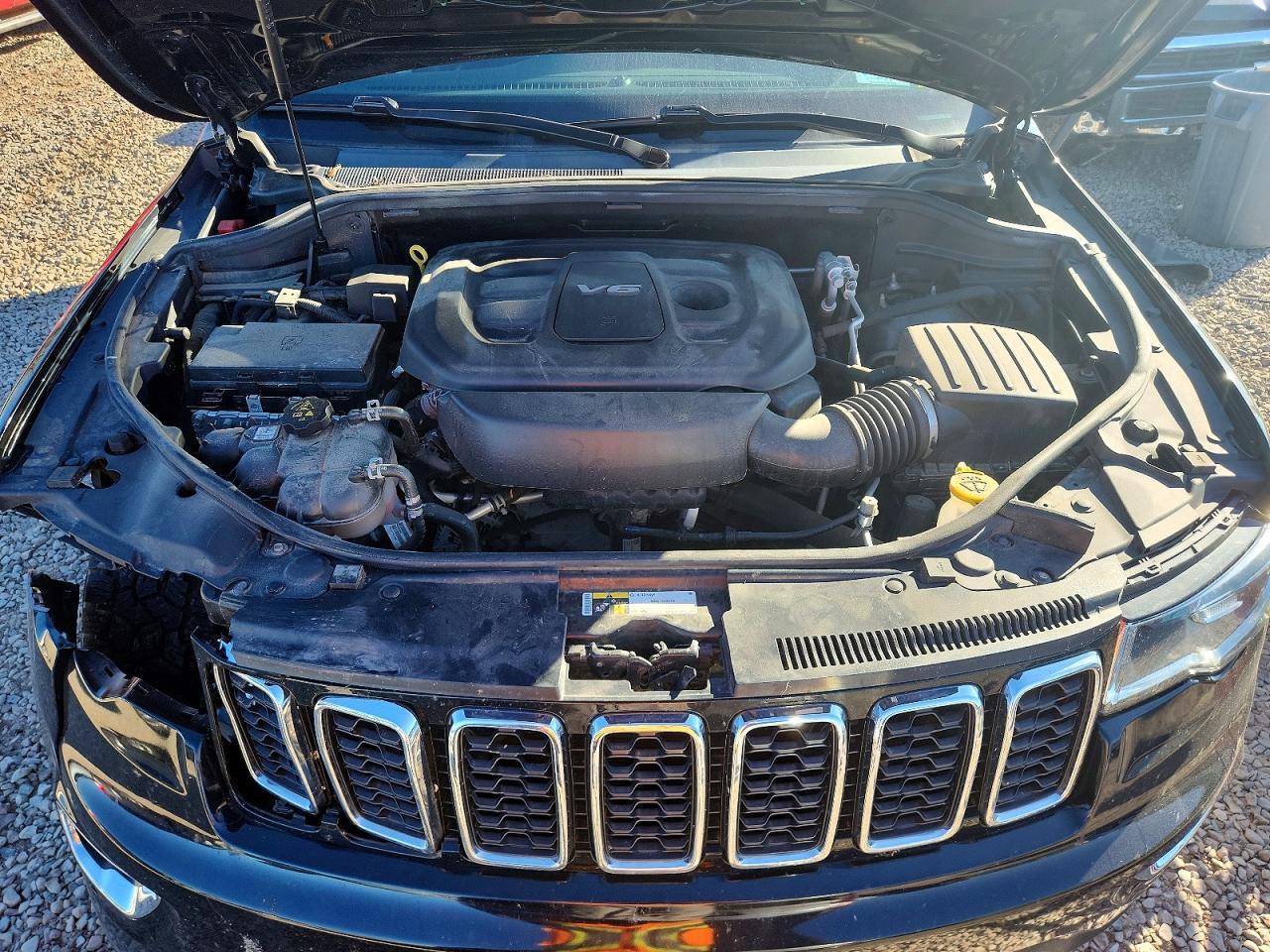 2018 Jeep Grand Cherokee Limited - zdjęcie 12