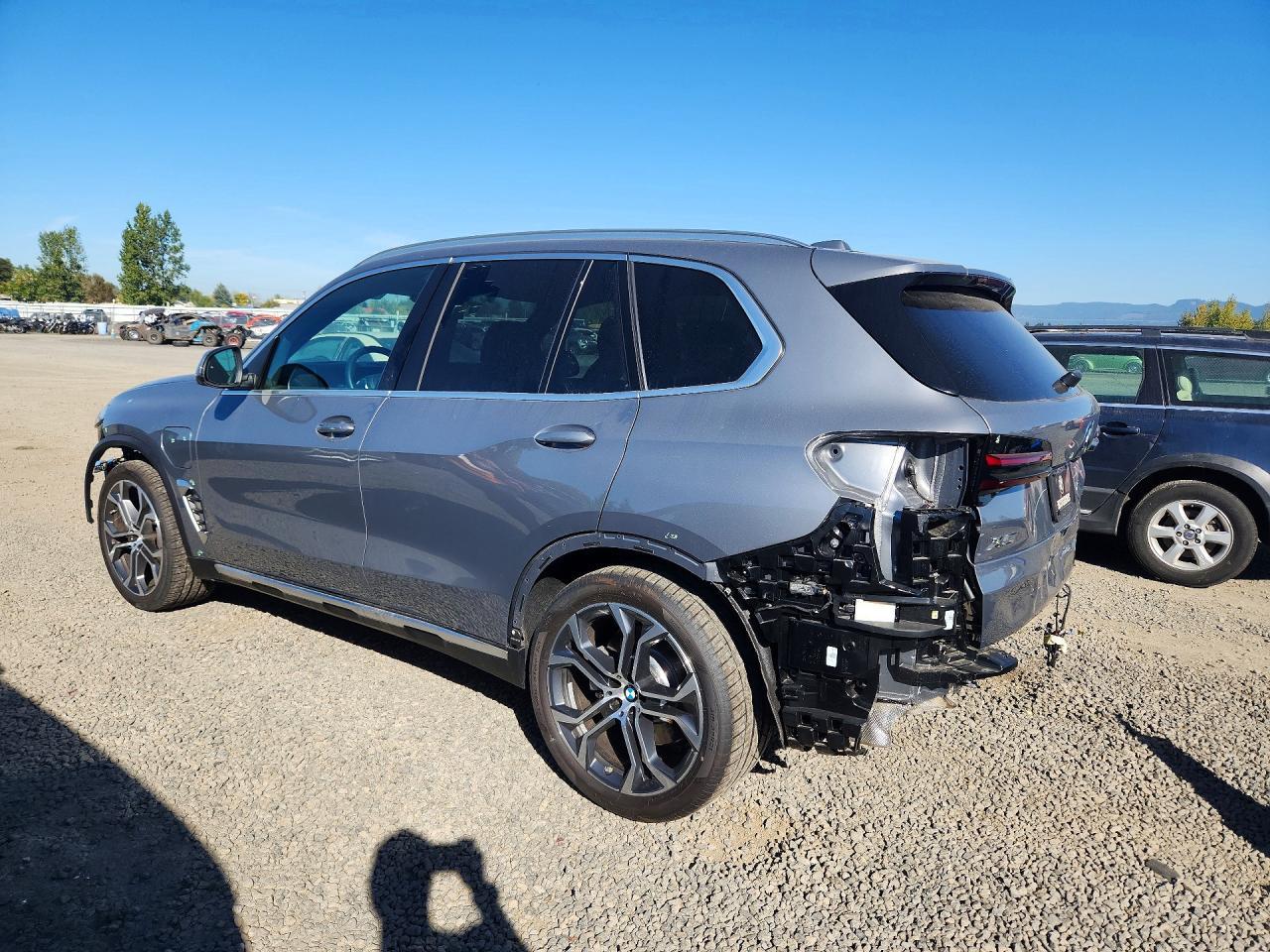 2026 BMW X5 xDrive50E - zdjęcie 2
