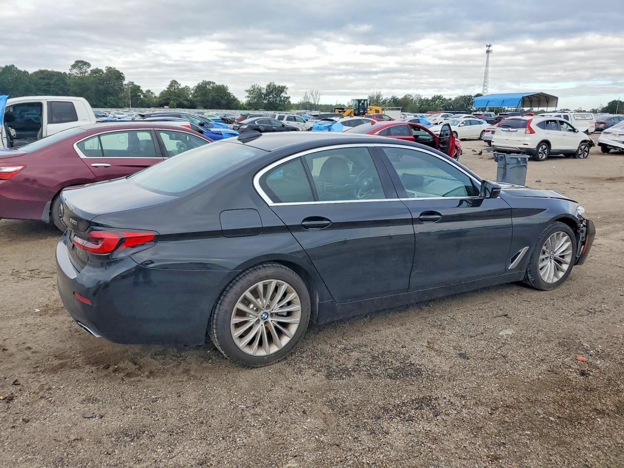 2021 BMW 530 I - zdjęcie 3