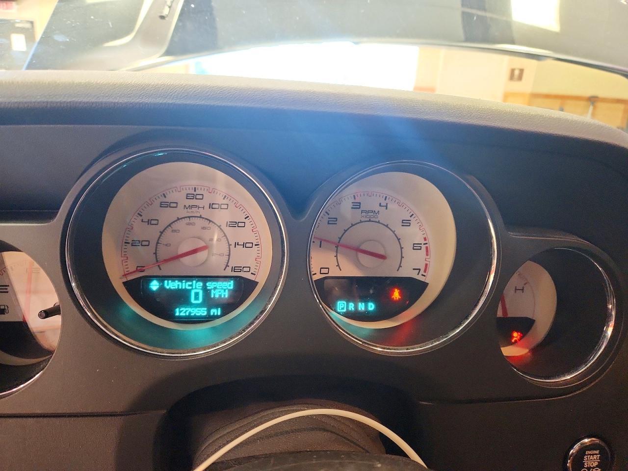 2014 Dodge Challenger R/T - zdjęcie 9