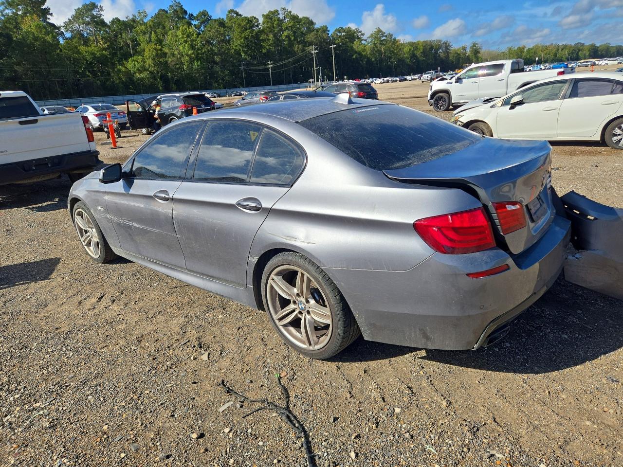 2013 BMW 550 I - zdjęcie 2