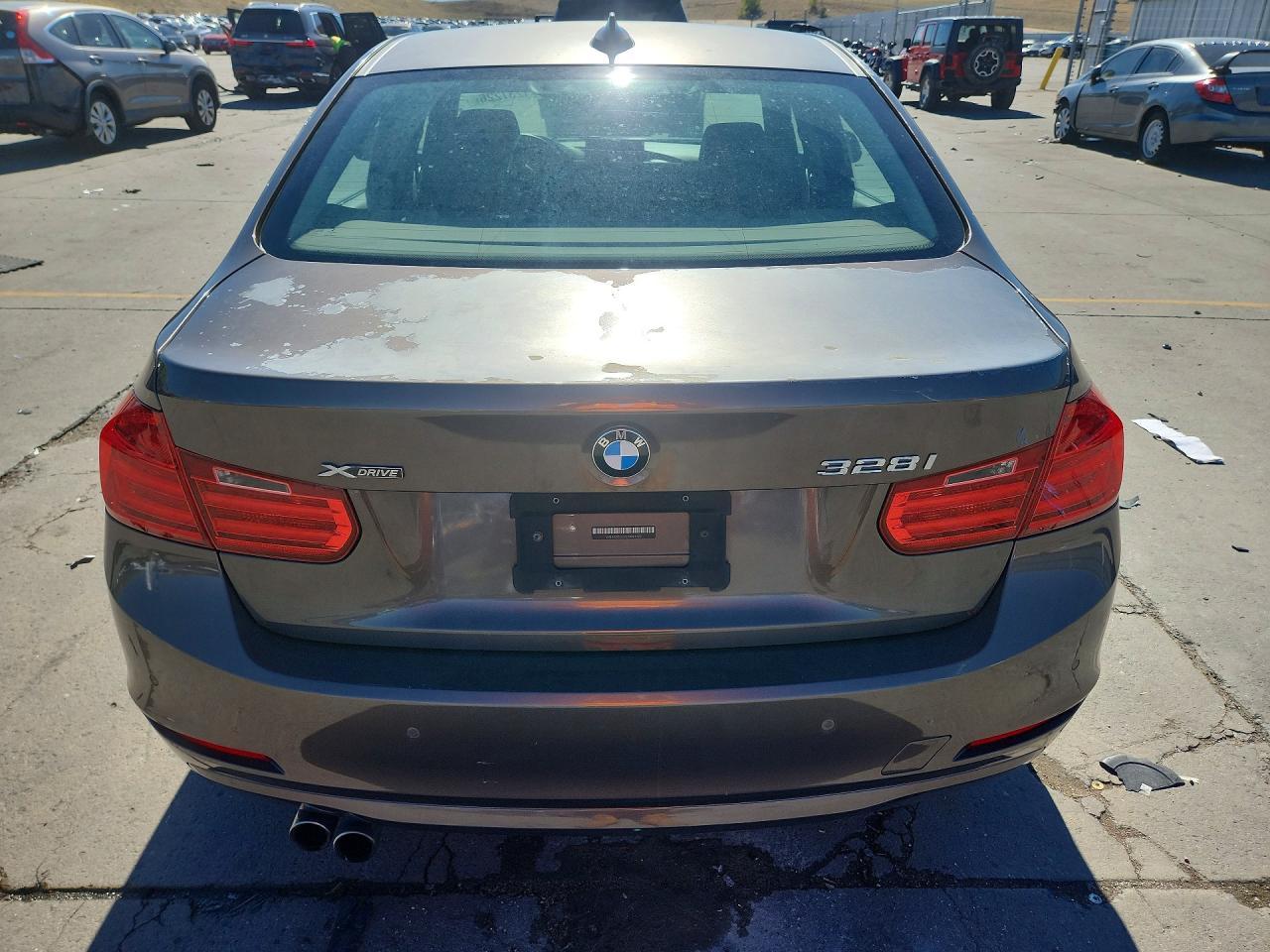 2014 BMW Seria 3 328i - zdjęcie 6