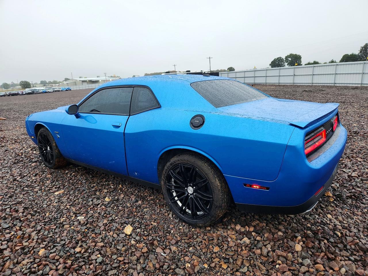 2015 Dodge Challenger Sxt - zdjęcie 2