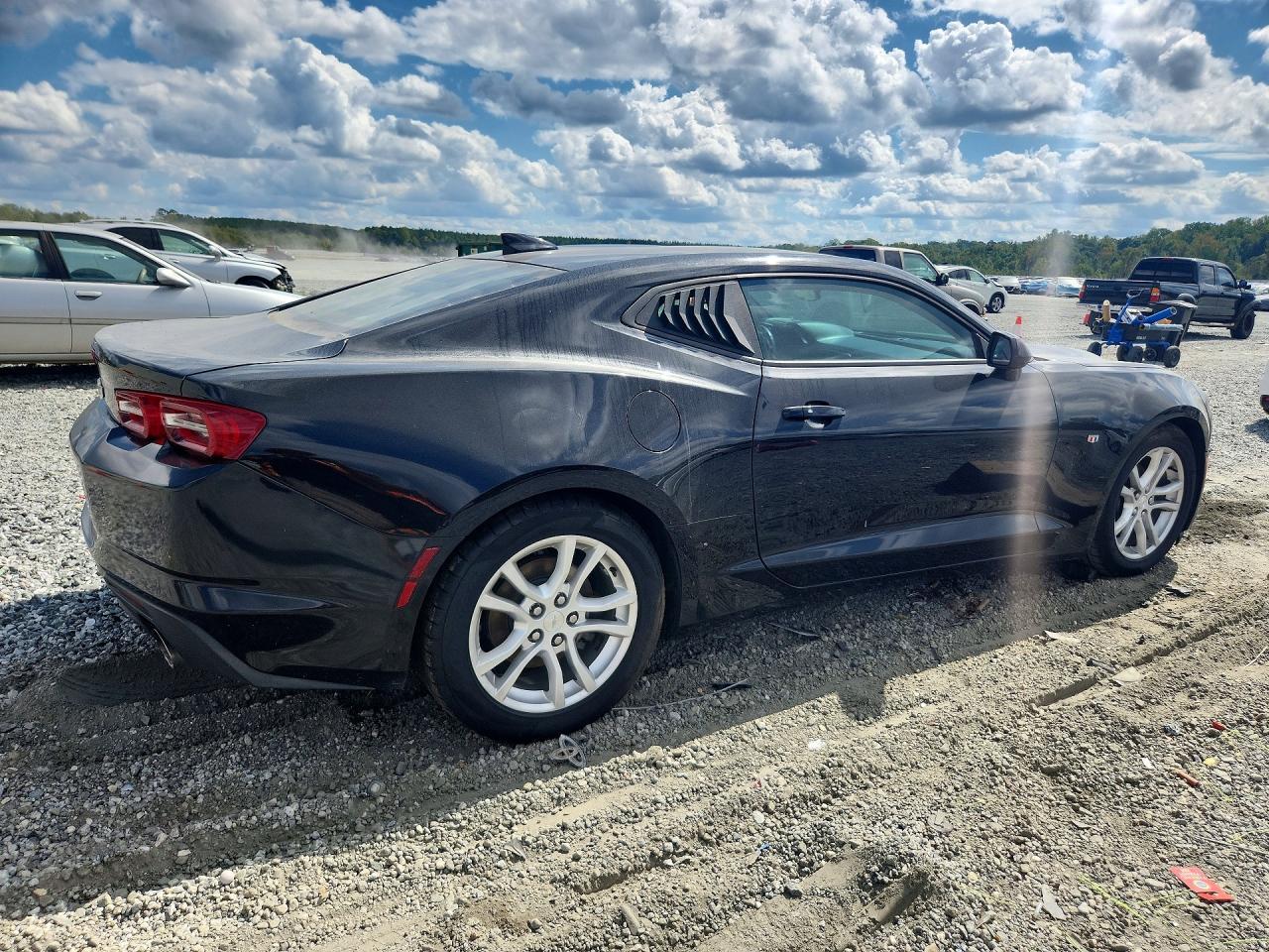 2019 Chevrolet Camaro Ls - zdjęcie 3