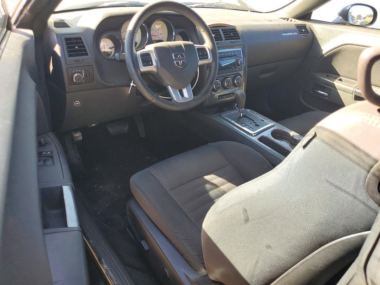 2013 Dodge Challenger Sxt - zdjęcie 8