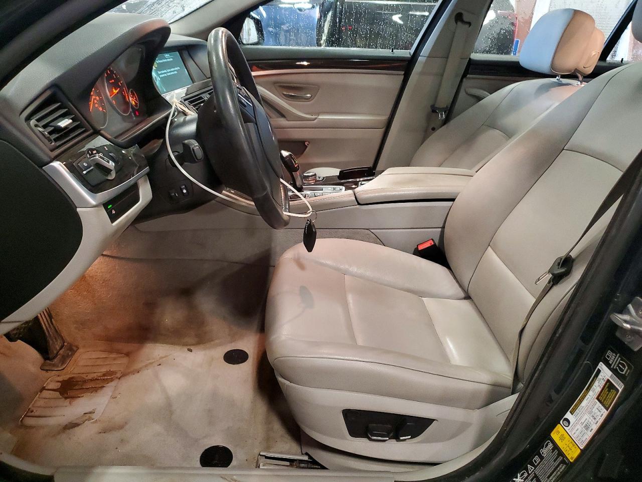 2013 BMW 528 Xi - zdjęcie 7