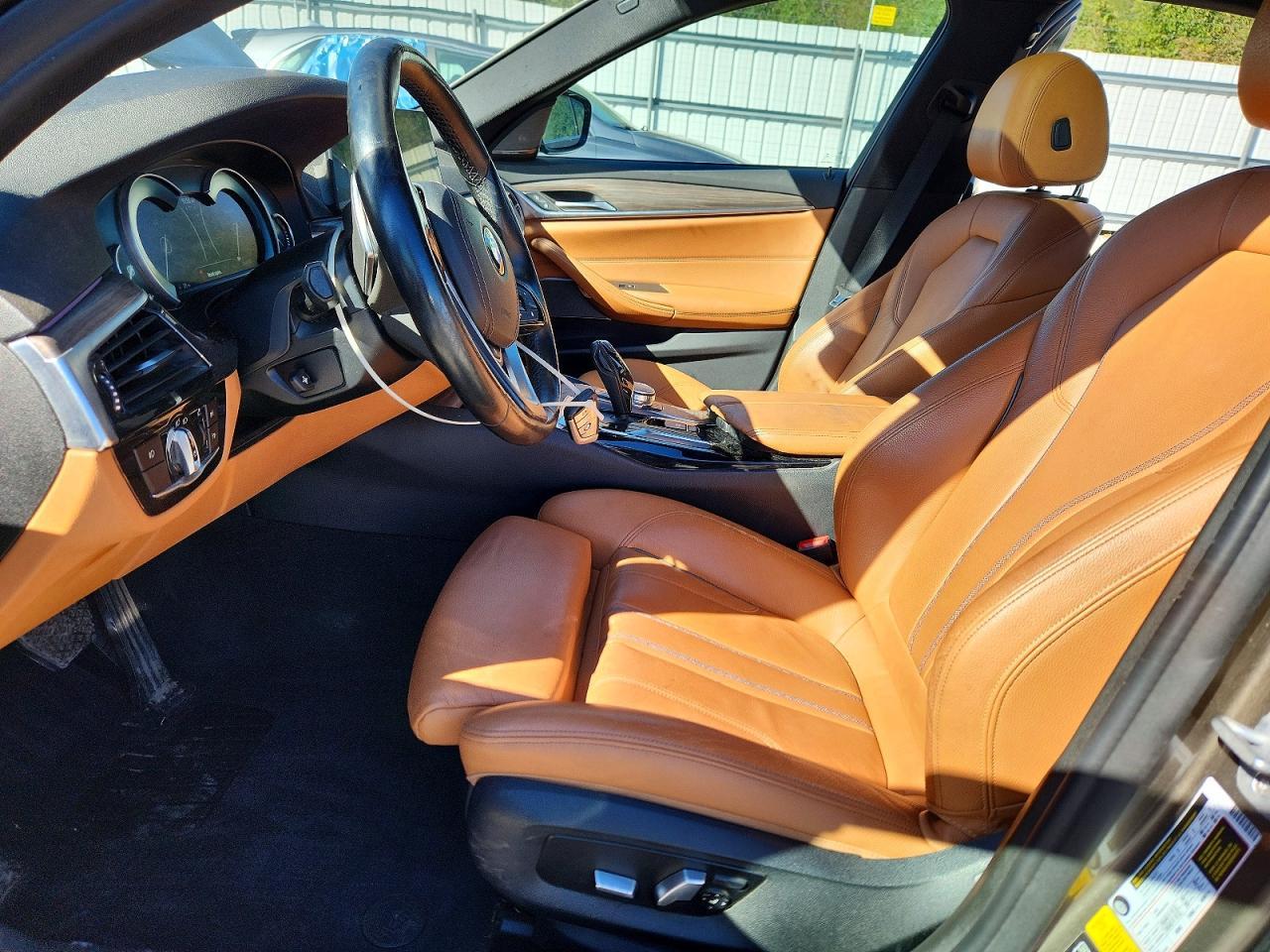 2018 BMW Seria 5 540i - zdjęcie 7