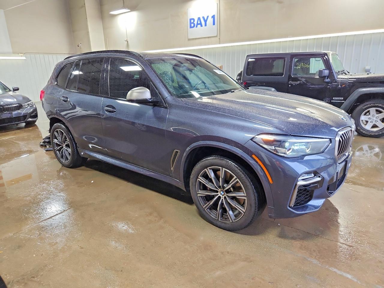 2020 BMW X5 M50I - zdjęcie 4