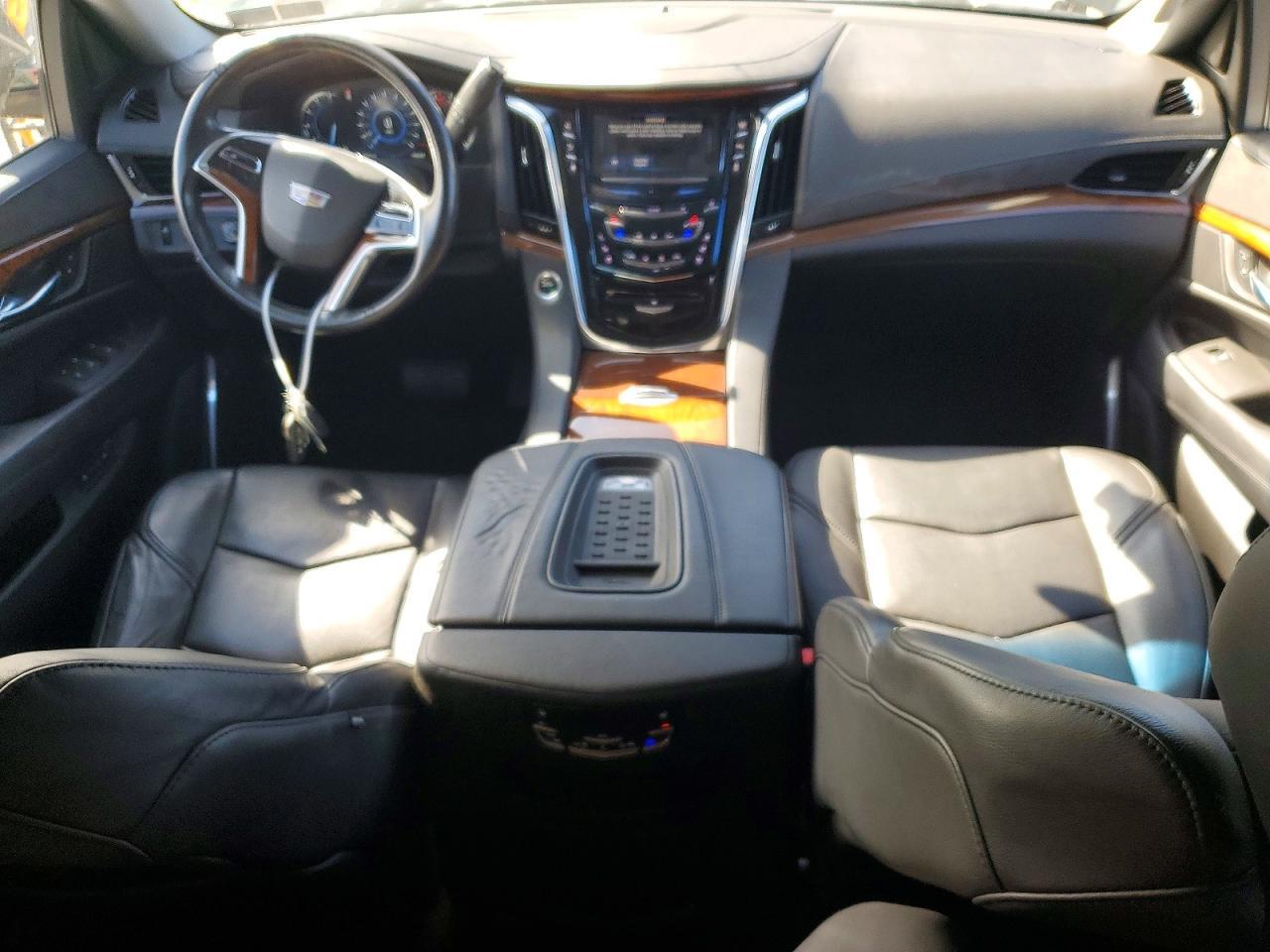 2016 Cadillac Escalade - zdjęcie 8