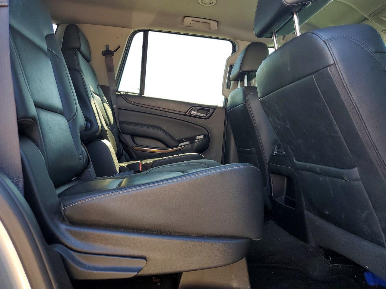 2016 Chevrolet Tahoe K1500 Lt - zdjęcie 11