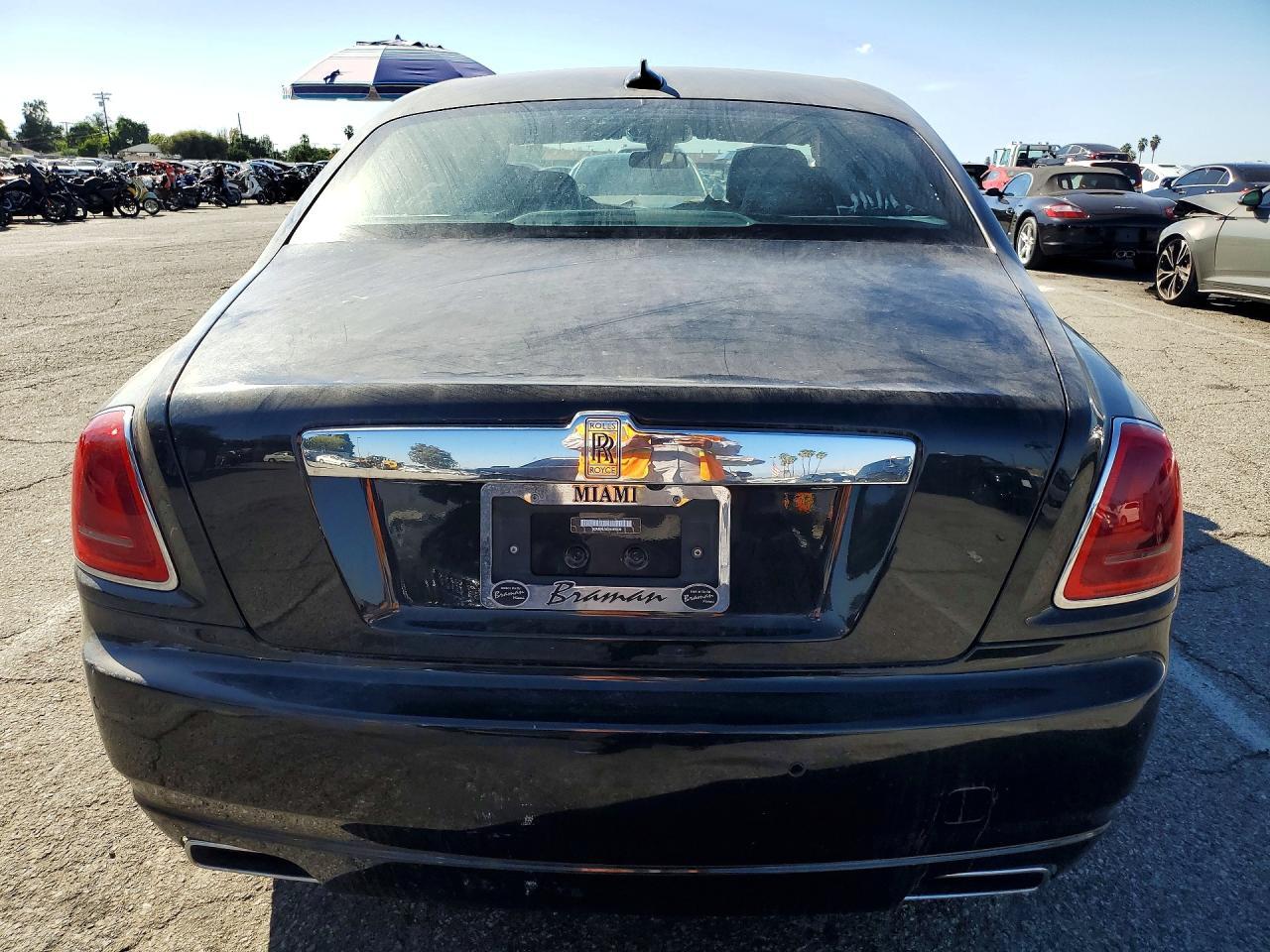 2013 Rolls-Royce Ghost - zdjęcie 6