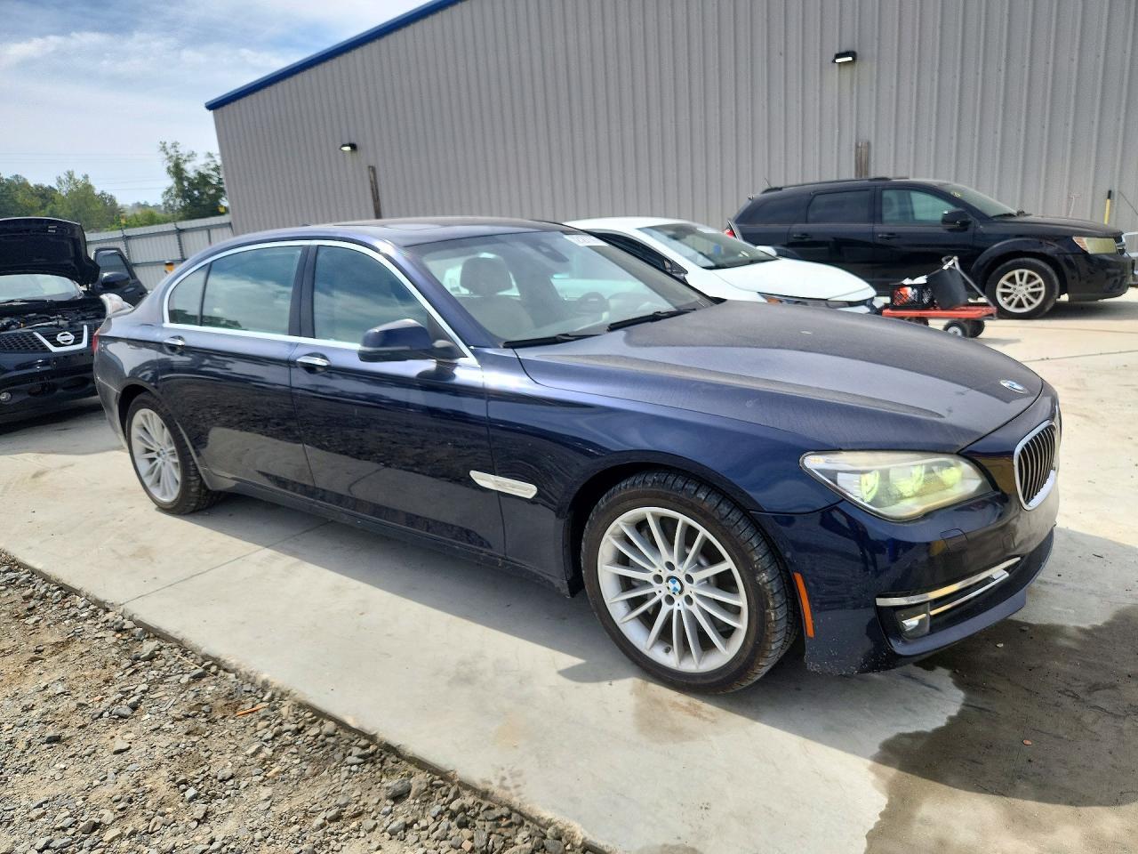 2015 BMW 750 Li - zdjęcie 4