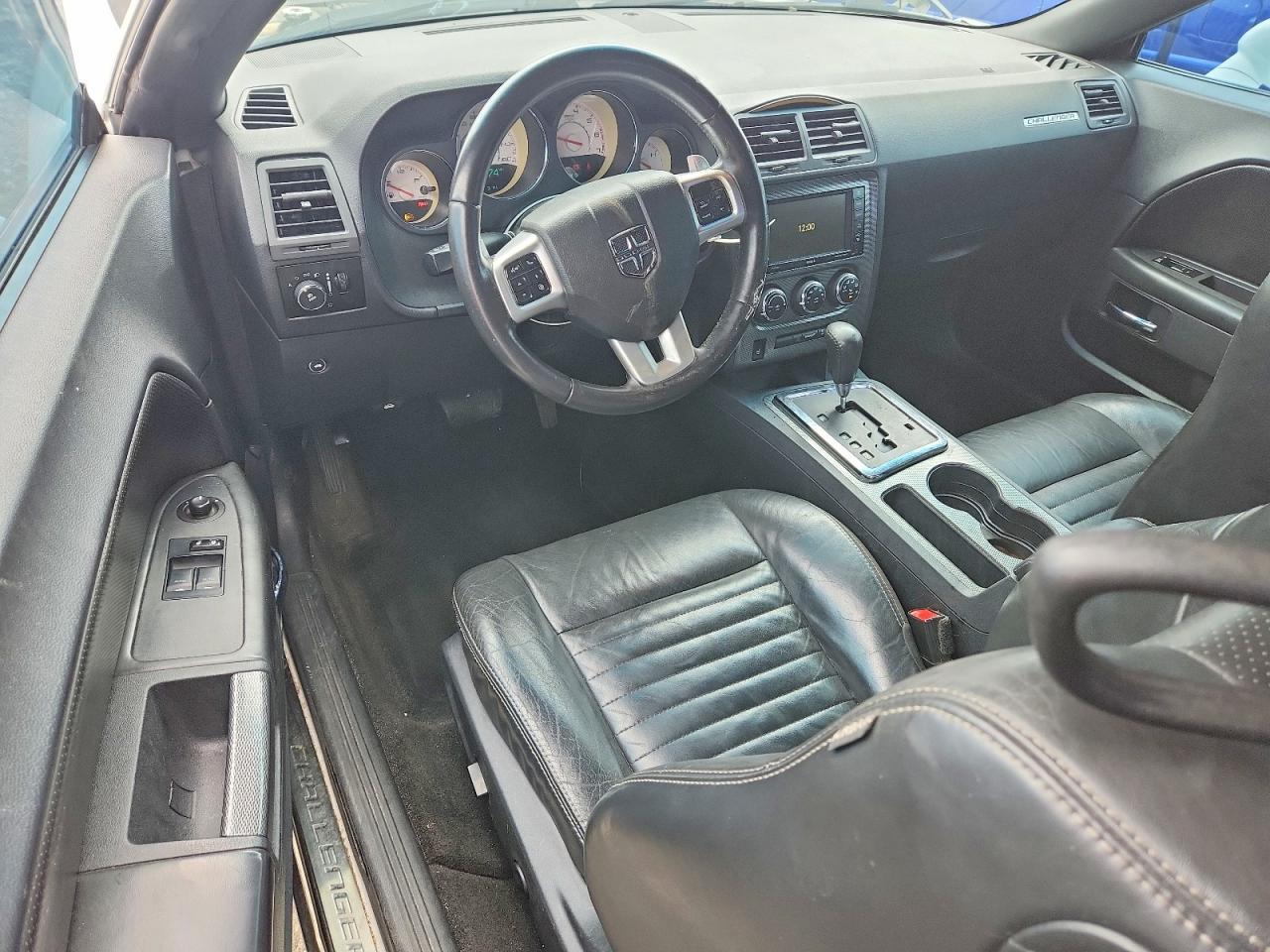 2013 Dodge Challenger R/T - zdjęcie 8