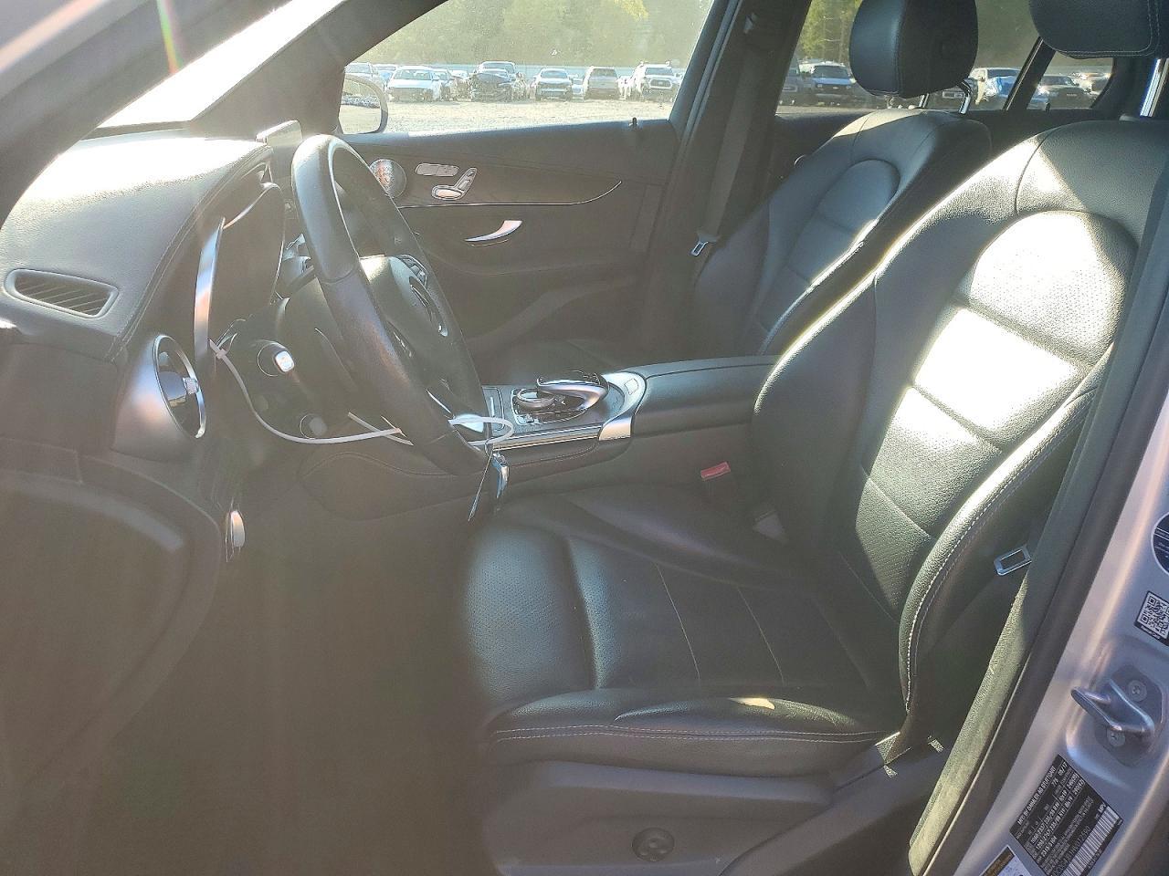 2017 Mercedes-Benz Glc 300 - zdjęcie 7