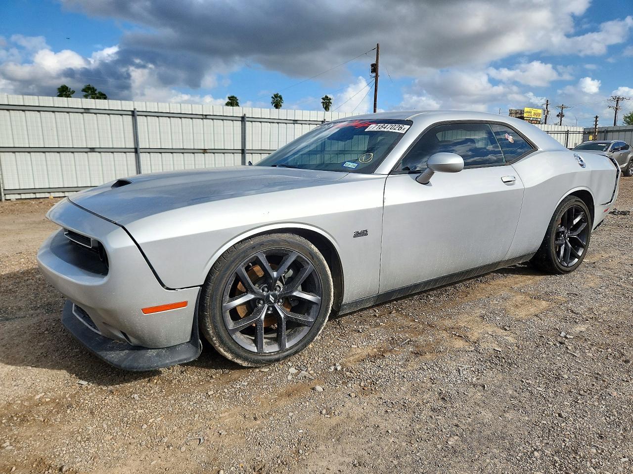 2020 Dodge Challenger R/T - zdjęcie główne
