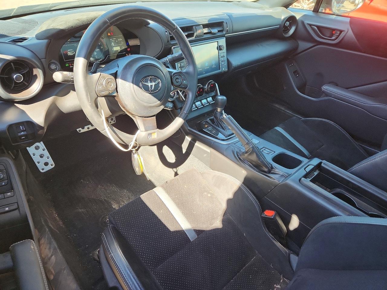 2024 Toyota Gr 86 Premium - zdjęcie 8