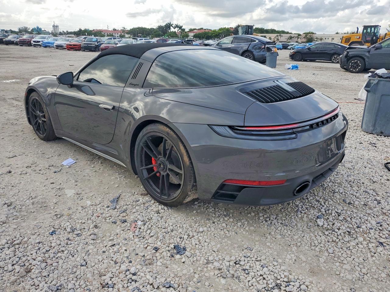 2024 Porsche 911 Targa 4S - zdjęcie 2