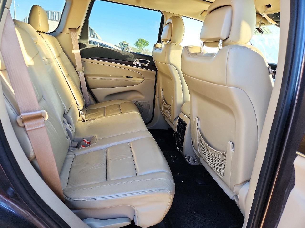 2015 Jeep Grand Cherokee Limited - zdjęcie 10