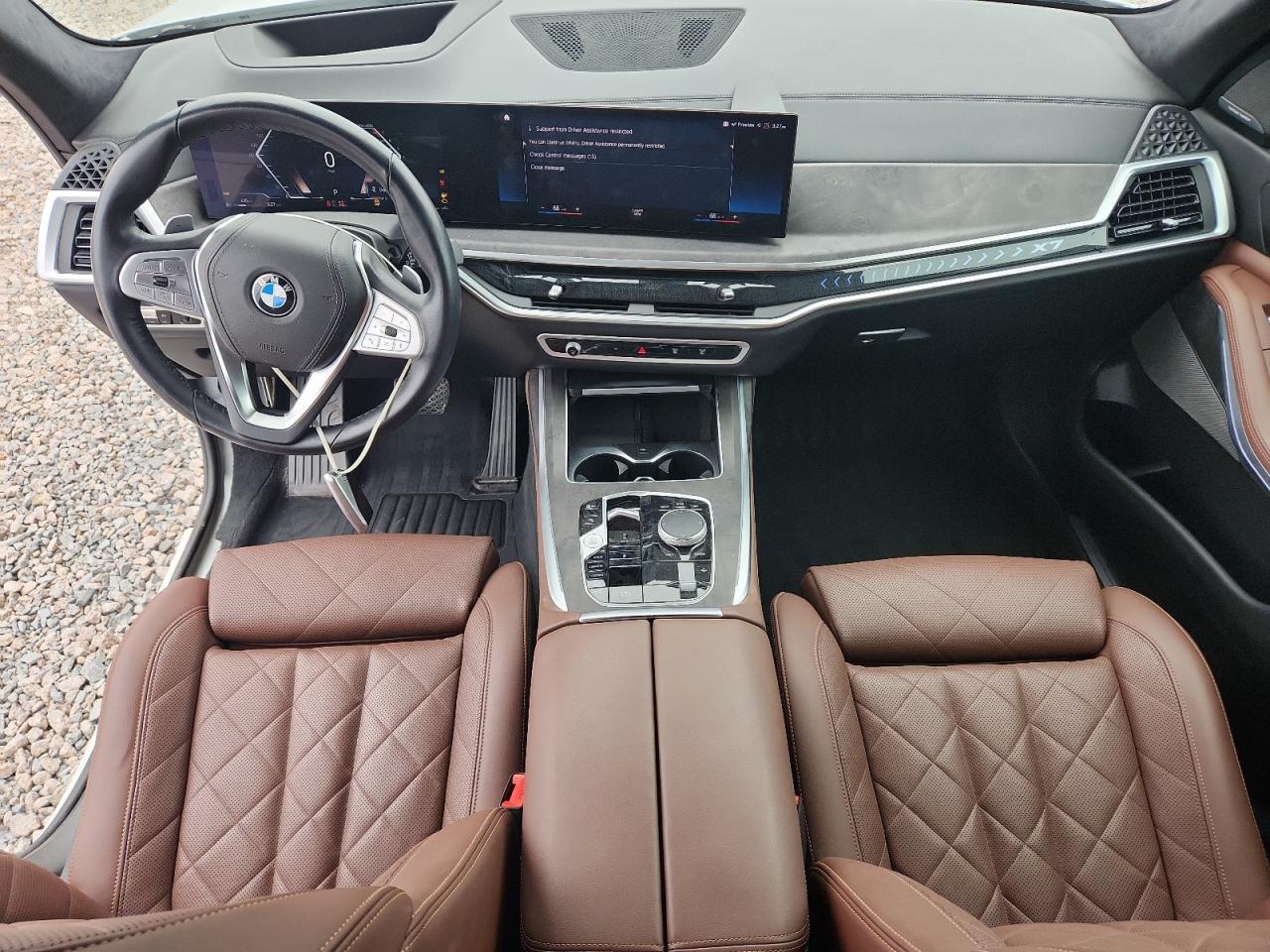 2023 BMW X7 xDrive40I - zdjęcie 8