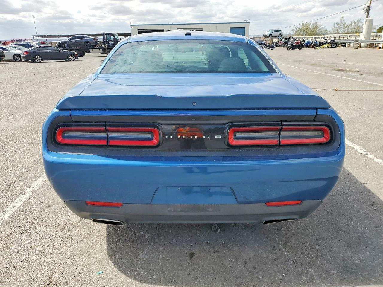 2021 Dodge Challenger Sxt - zdjęcie 6