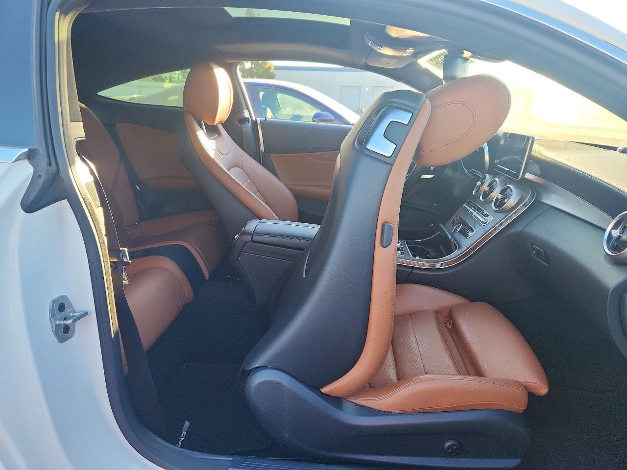 2017 Mercedes-Benz C 300 - zdjęcie 10