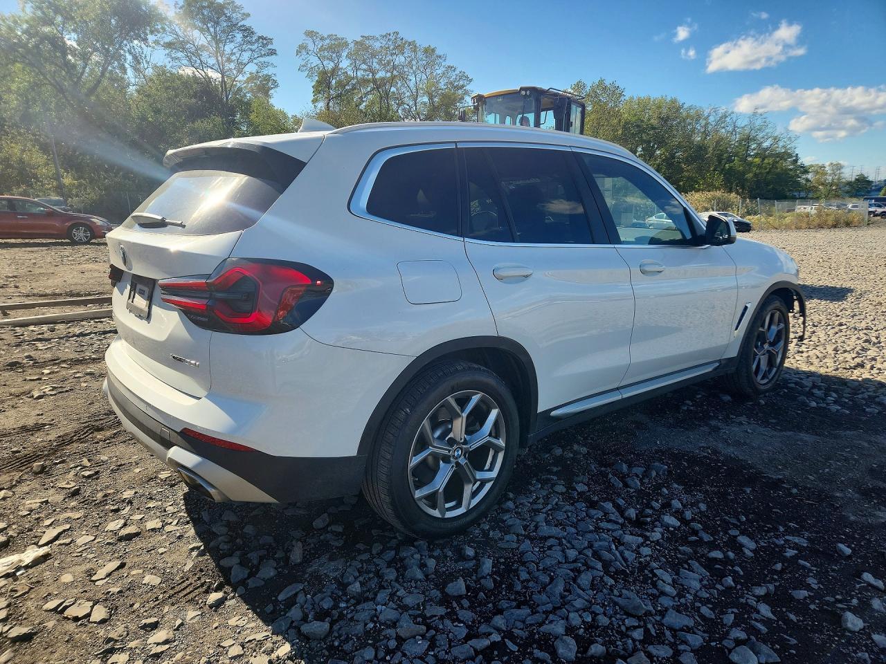 2024 BMW X3 xDrive30I - zdjęcie 3