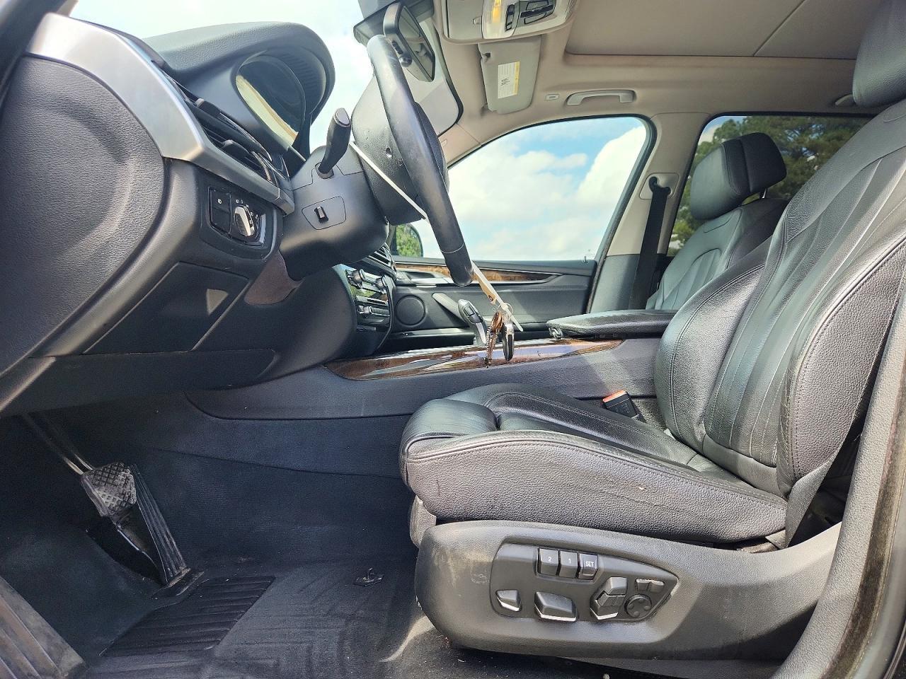 2016 BMW X5 xDrive50I - zdjęcie 7