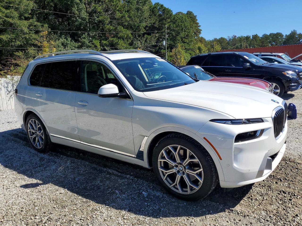 2023 BMW X7 xDrive40I - zdjęcie 4