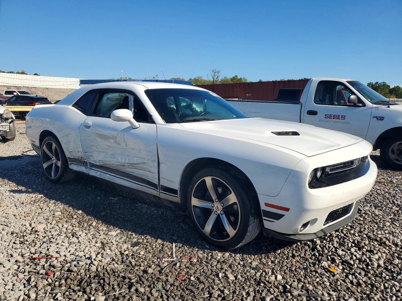 2019 Dodge Challenger Sxt - zdjęcie 4