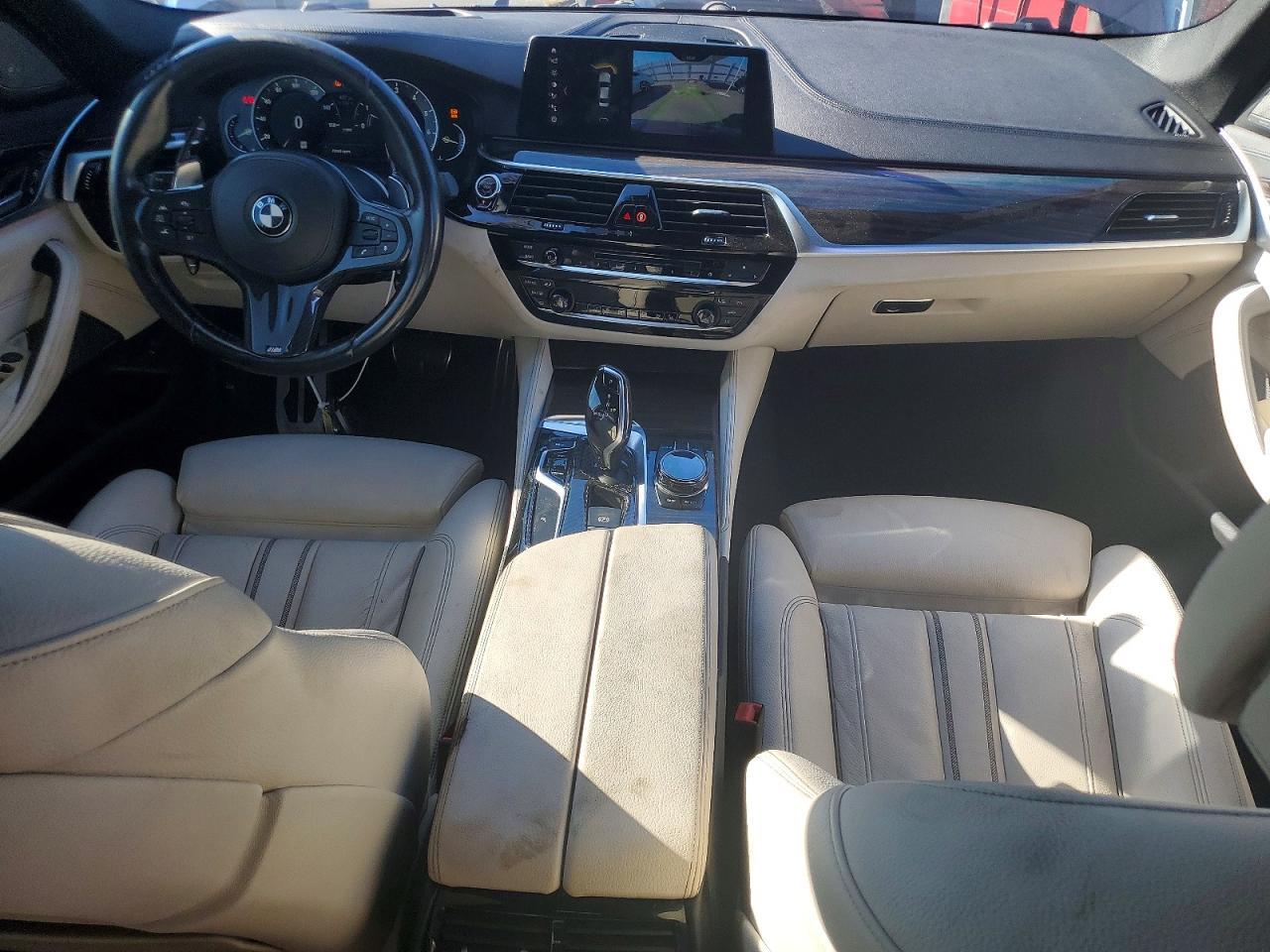 2018 BMW Seria 5 M550i - zdjęcie 8