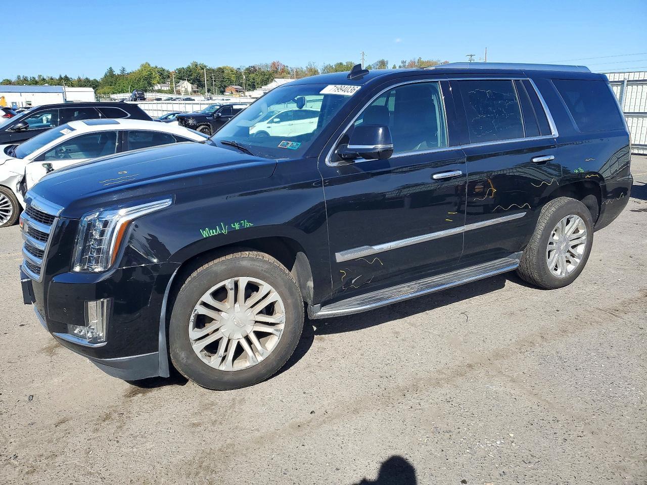 2016 Cadillac Escalade - zdjęcie główne