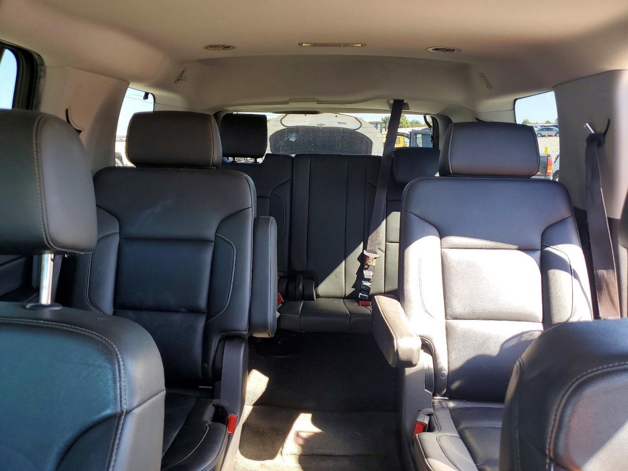 2016 Chevrolet Tahoe K1500 Lt - zdjęcie 10