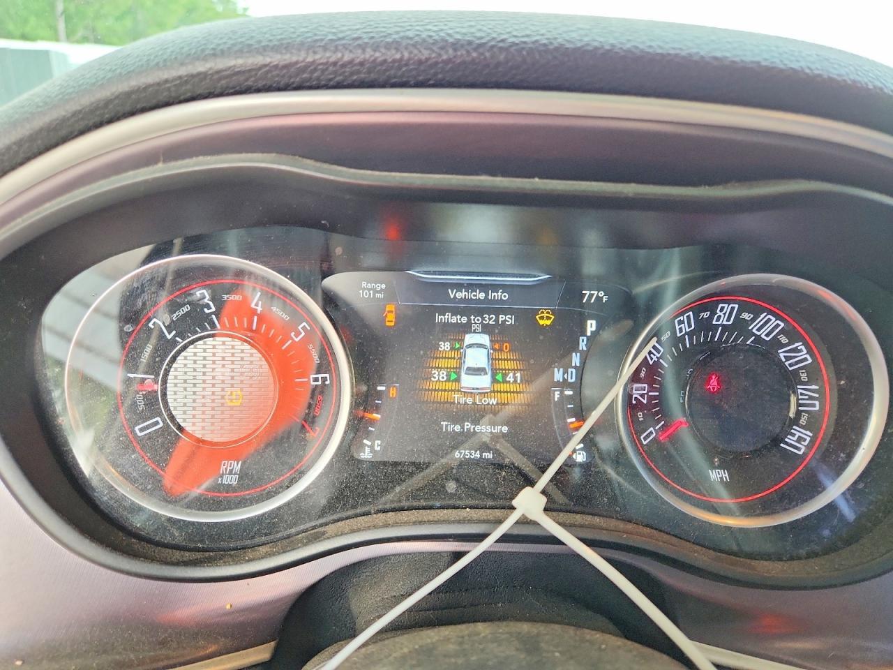 2019 Dodge Challenger Sxt - zdjęcie 9