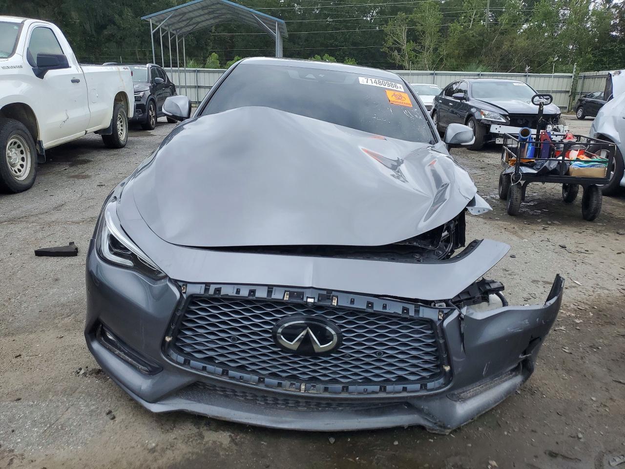 2019 Infiniti Q60 Red Sport 400 - zdjęcie 5