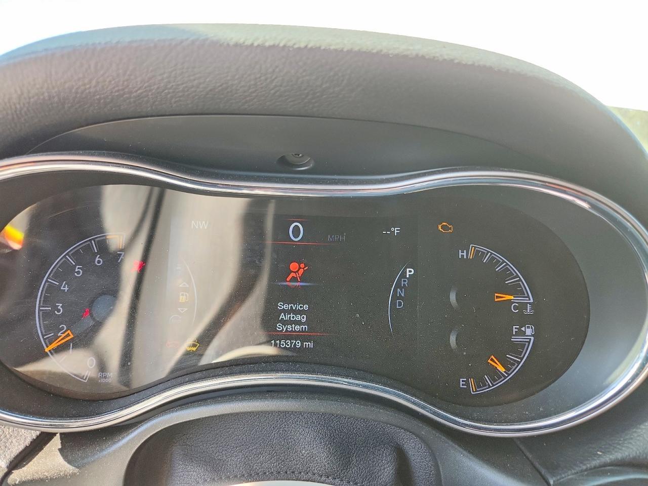 2021 Jeep Grand Cherokee Limited - zdjęcie 9