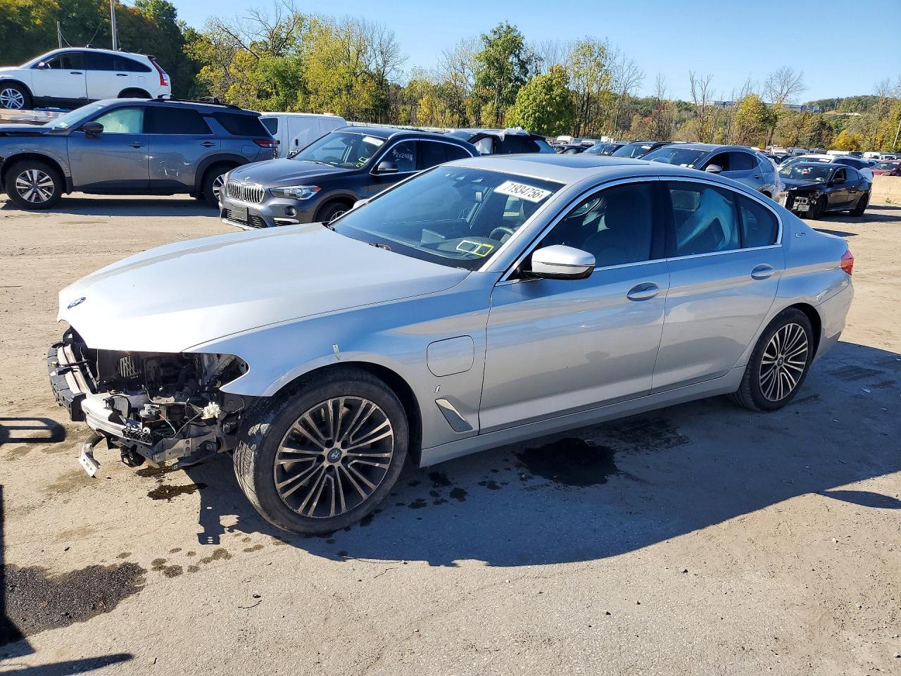 2019 BMW Seria 5 530e - zdjęcie główne