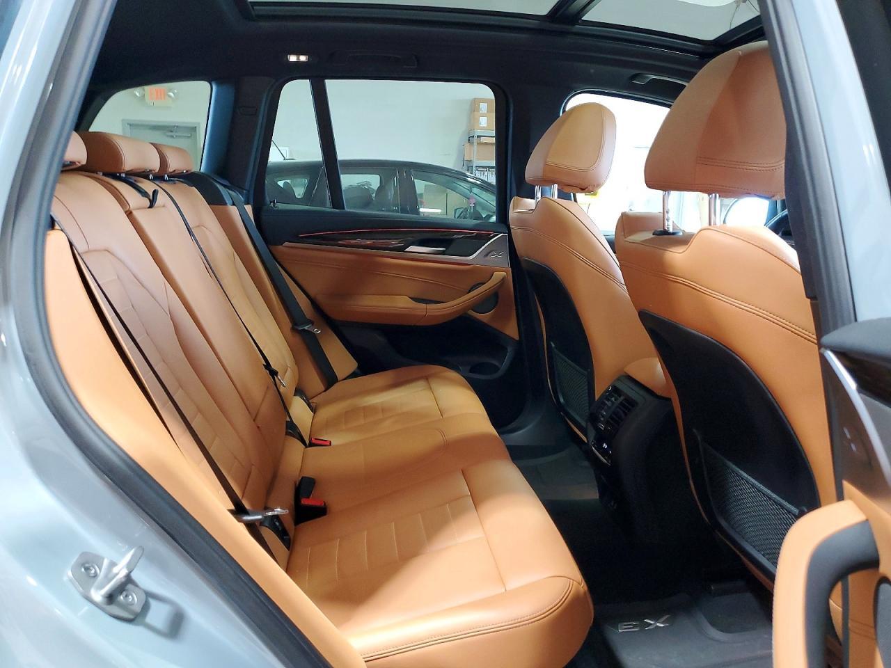 2024 BMW X3 M40I - zdjęcie 11