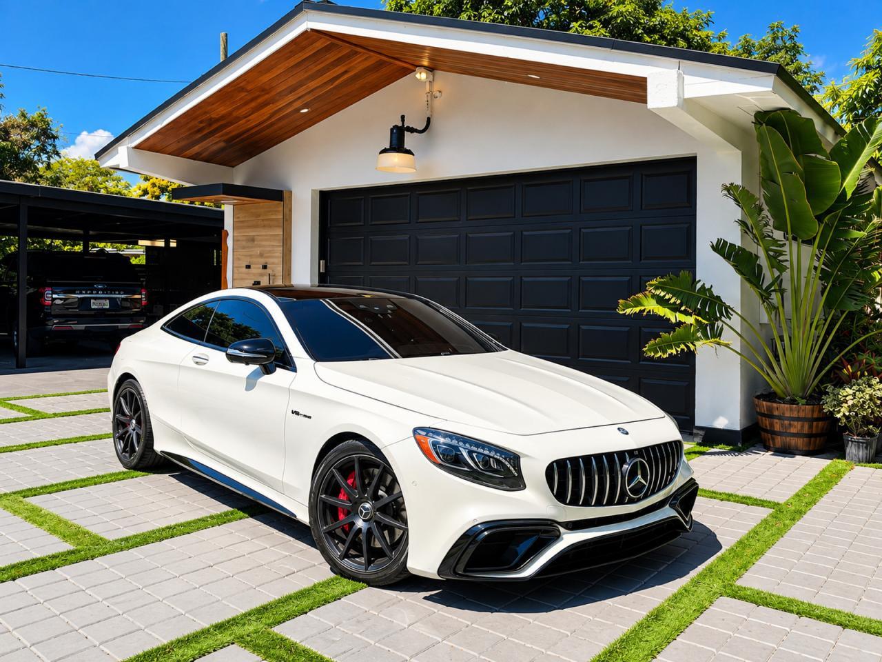 2019 Mercedes-Benz S 63 Amg - zdjęcie główne