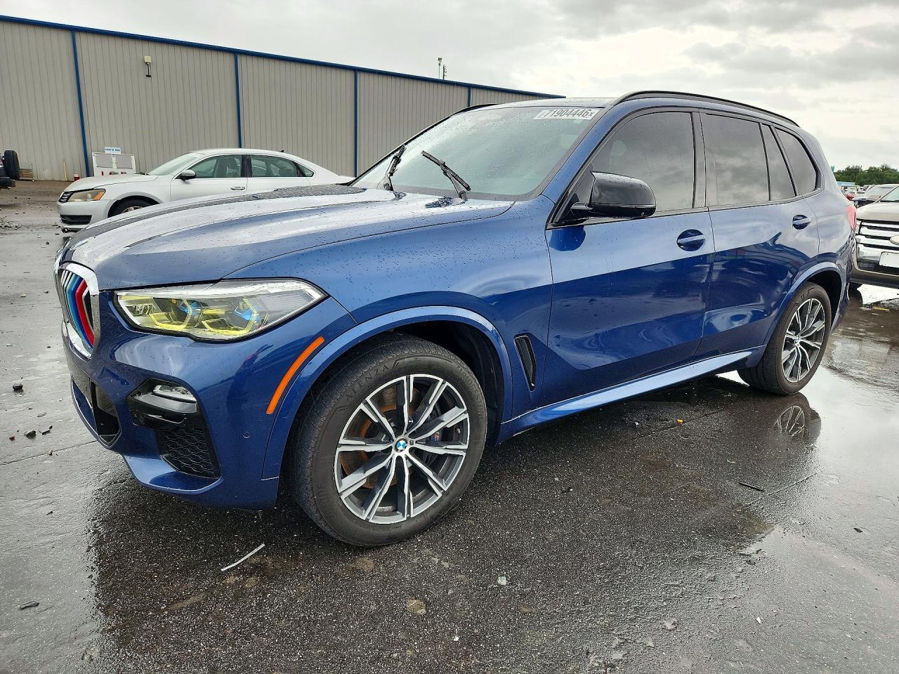 2019 BMW X5 xDrive50I - zdjęcie główne
