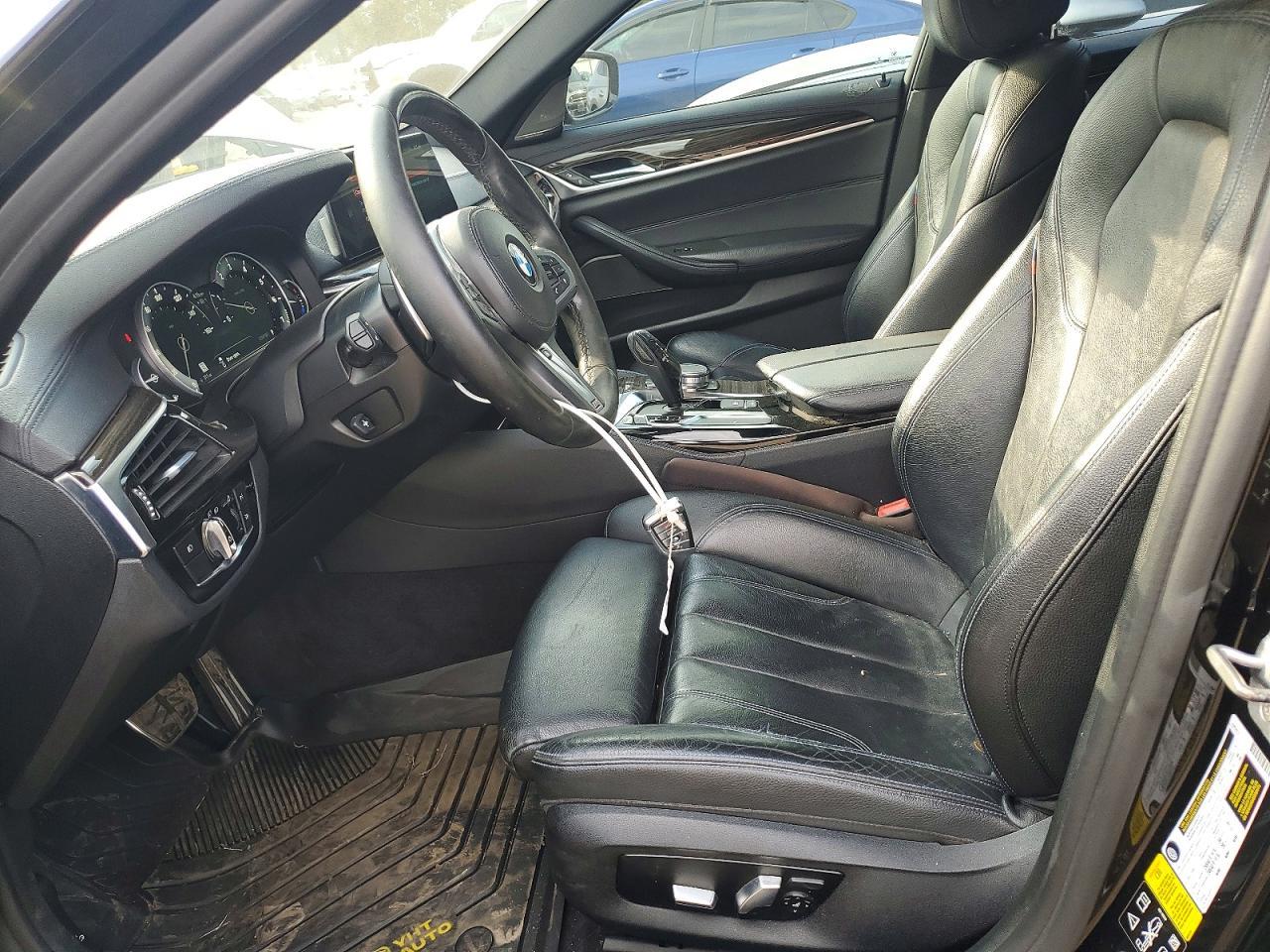 2018 BMW Seria 5 540i - zdjęcie 7