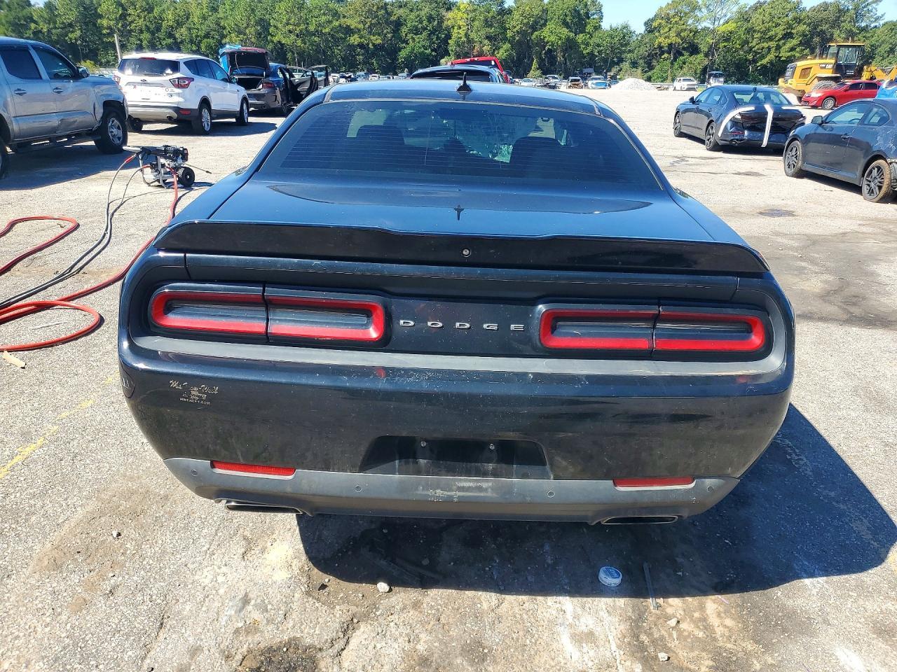 2019 Dodge Challenger R/T - zdjęcie 6