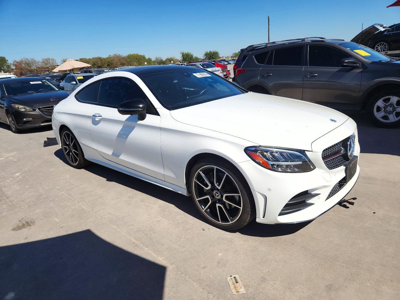 2021 Mercedes-Benz C 300 - zdjęcie 4